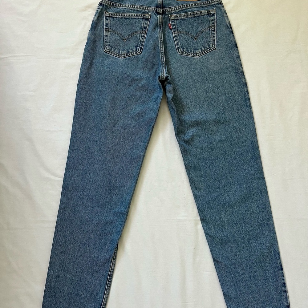 Classic Blue Levi’s Denim Jeans 550s - Picture 11 of 11